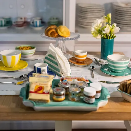 ベッド・アンド・ブレックファスト Boutique Epoca