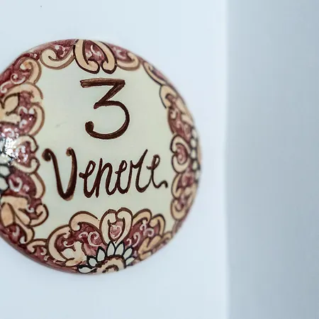 Boutique Epoca ベッド・アンド・ブレックファスト サレルノ