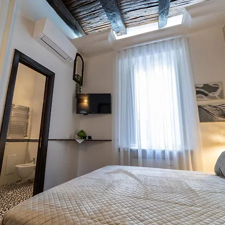 Bed & Breakfast Boutique Epoca Salerno