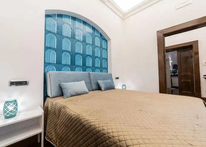 לינה וארוחת בוקר Boutique Epoca 4*