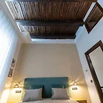 Boutique Epoca Bed & Breakfast Salerno