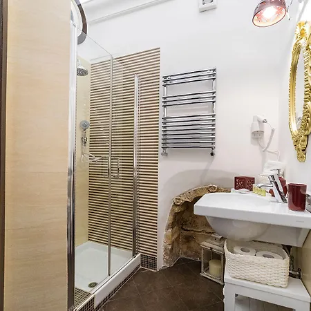 Boutique Epoca Oda ve Kahvaltı 4*